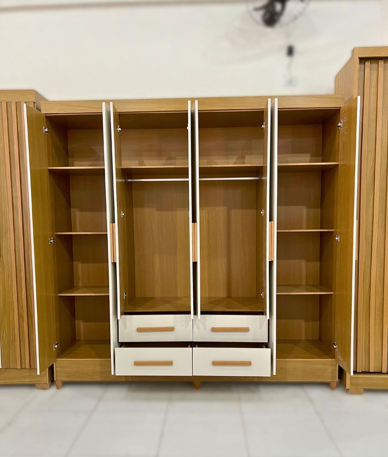 Roupeiro Flórida - Móveis furniture