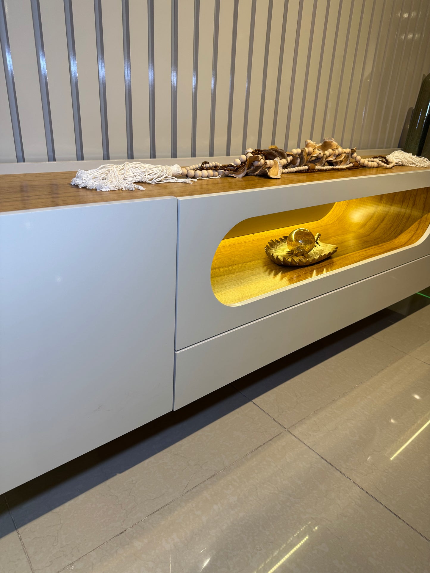 Rack com Painel Nobre 85″