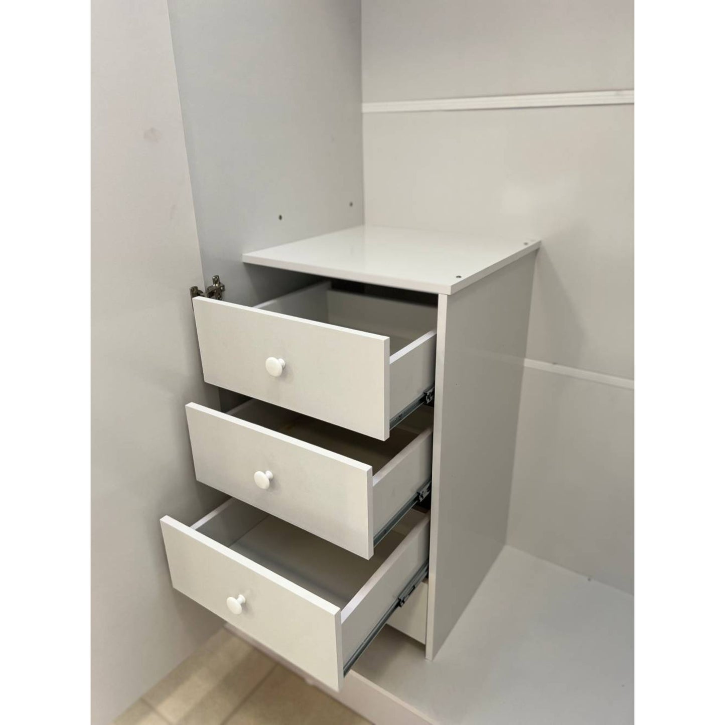 Guarda Roupa Sevilla 4 Portas c/ 4 Gavetas Tcil Móveis - Neve - Móveis furniture