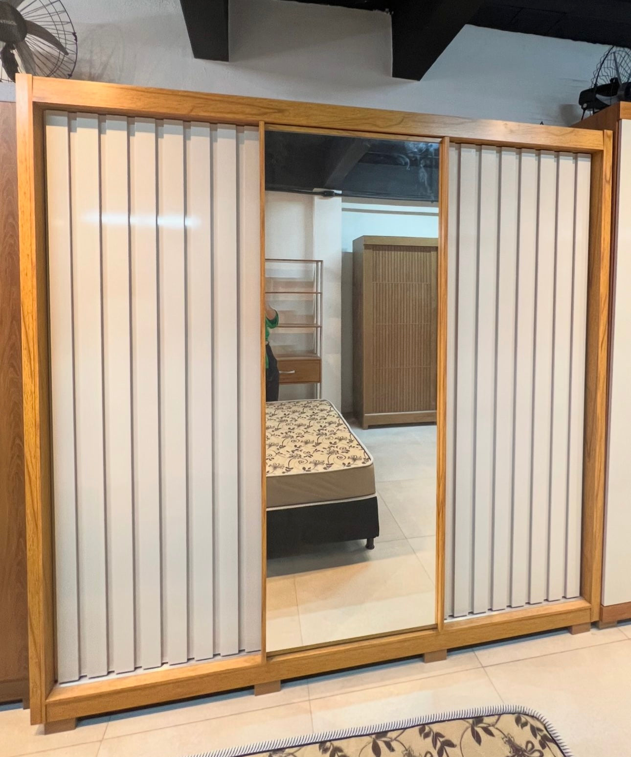 Guarda-Roupa Teresópolis 2,337 m Cinamono/Areia – RUD RACK - Móveis furniture