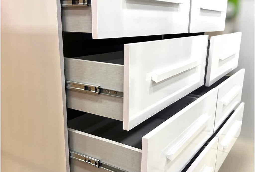 Cômoda Nalu 8 Gavetas branca