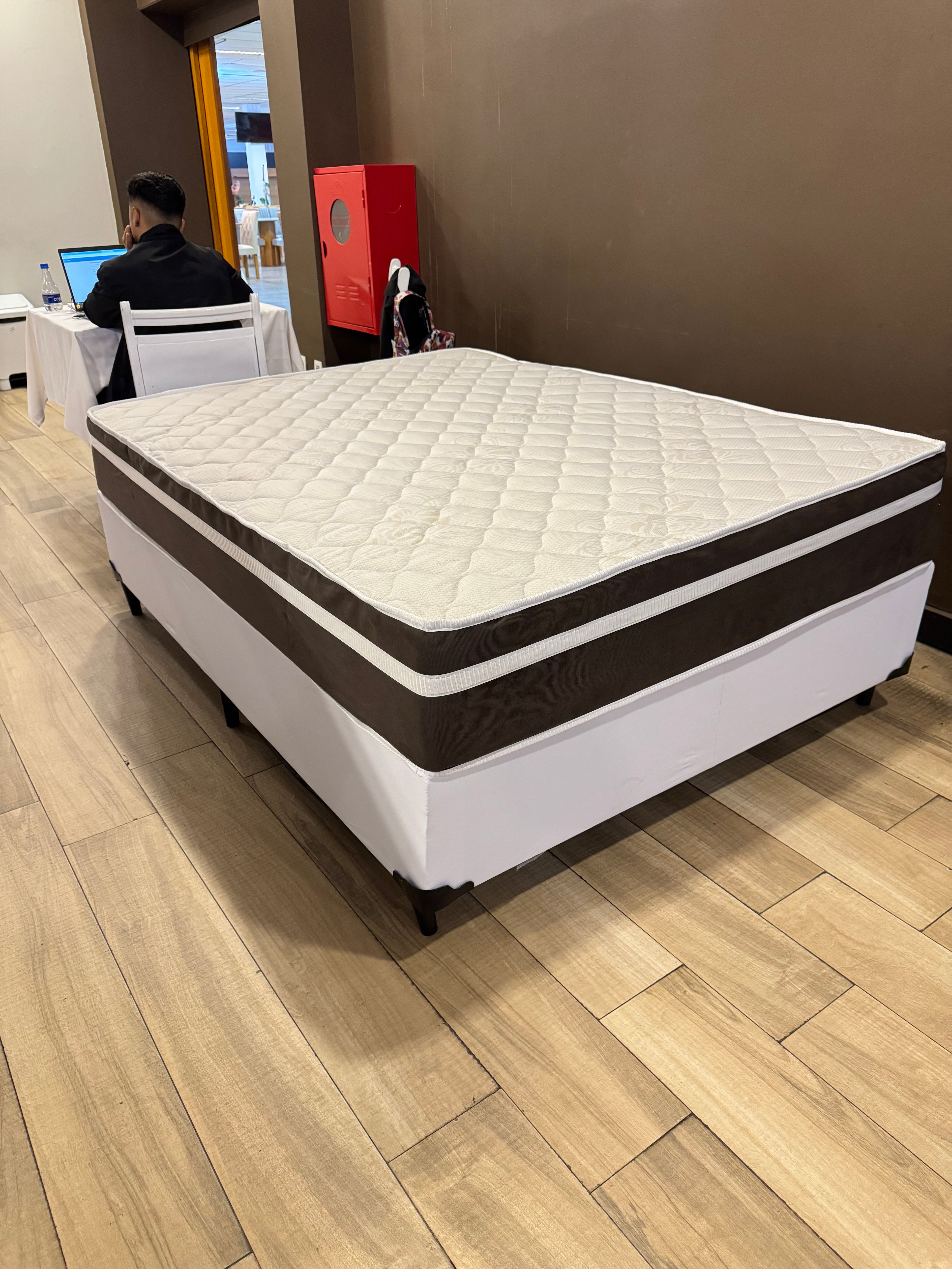 CAMA BOX CASAL CLASSIC