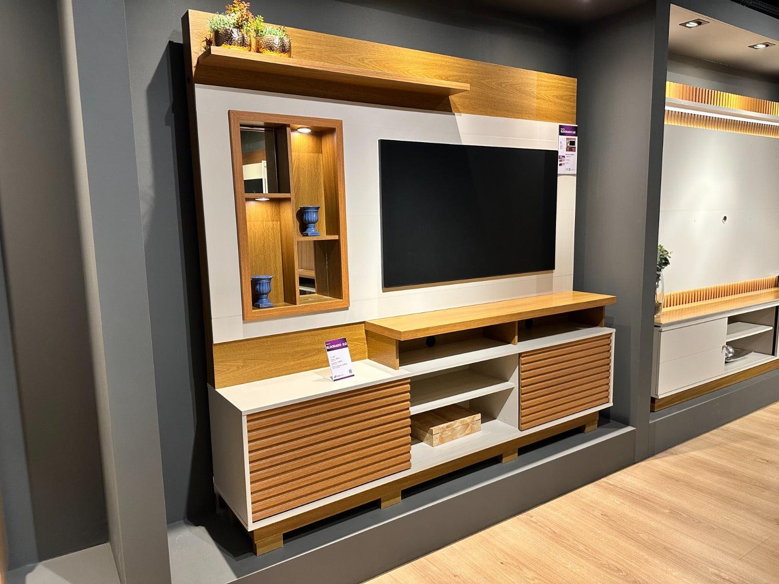 Home até 60″ Eldorado 2.0 Nature/Off White – LINEA BRASIL