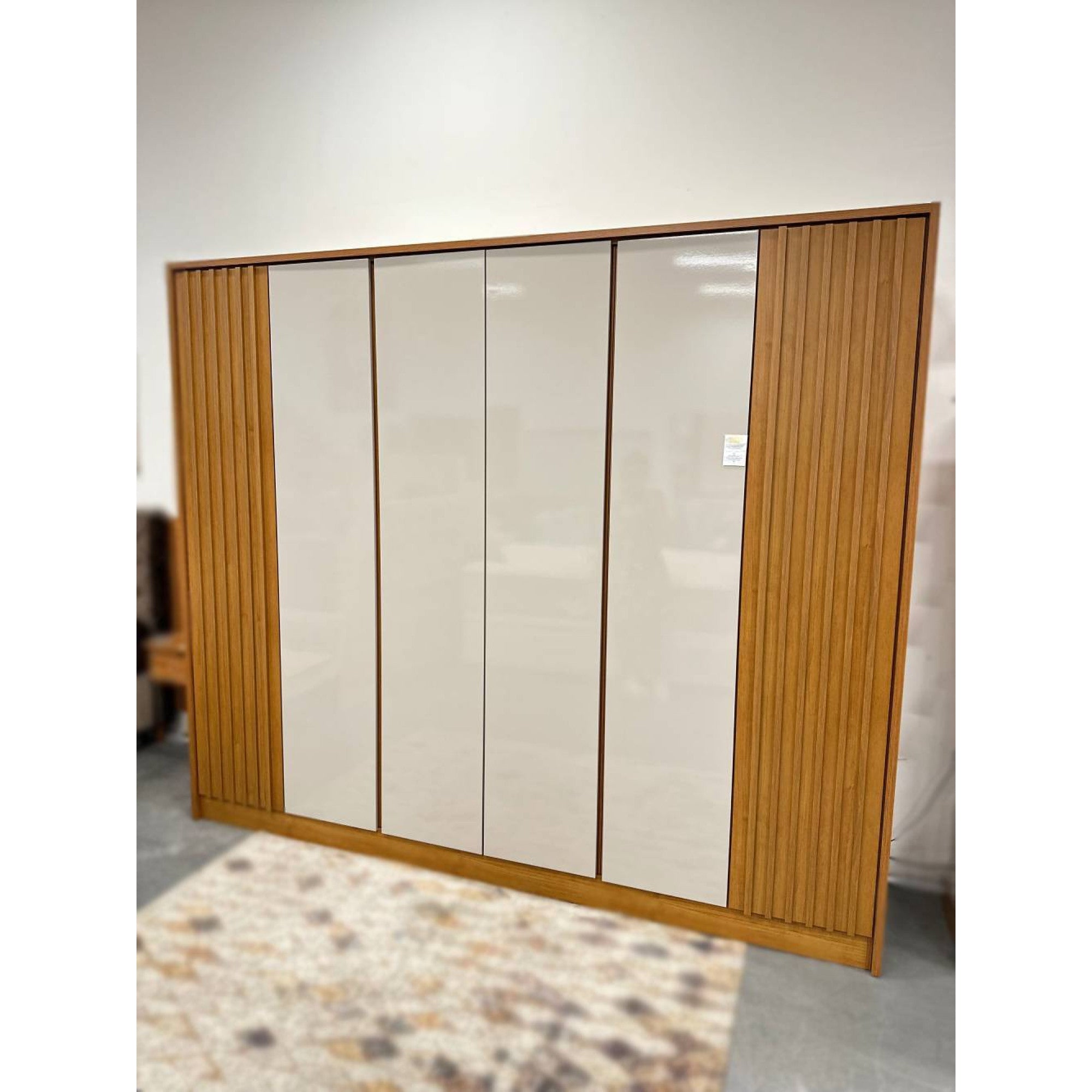 Guarda Roupa Casal 6 portas 6 gavetas Barcelona Ripado