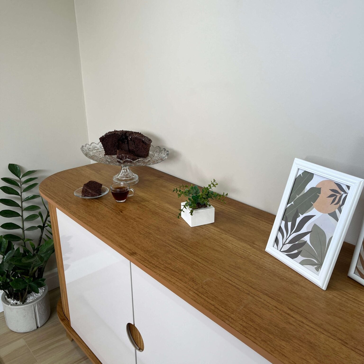 Buffet Vivaldi Cinamono/Off White – ARTELY