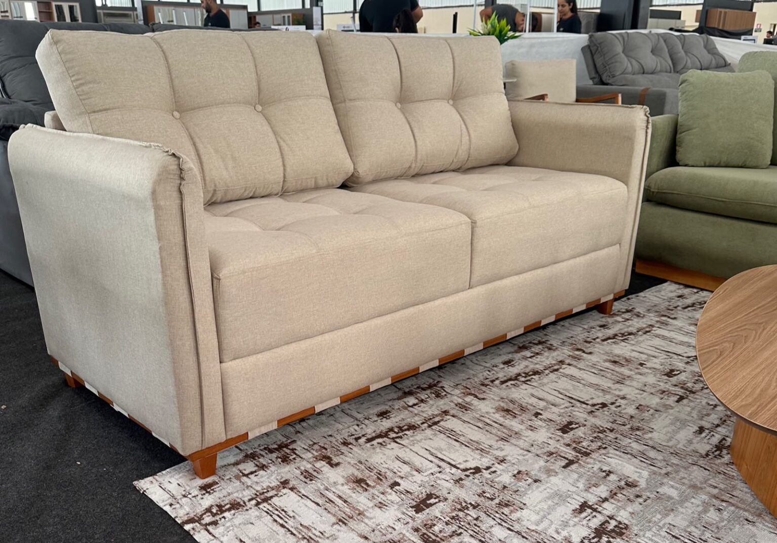 Sofá Living MJ141 1,80 m Linho Bege 02 – MAJESTOSO ESTOFADOS