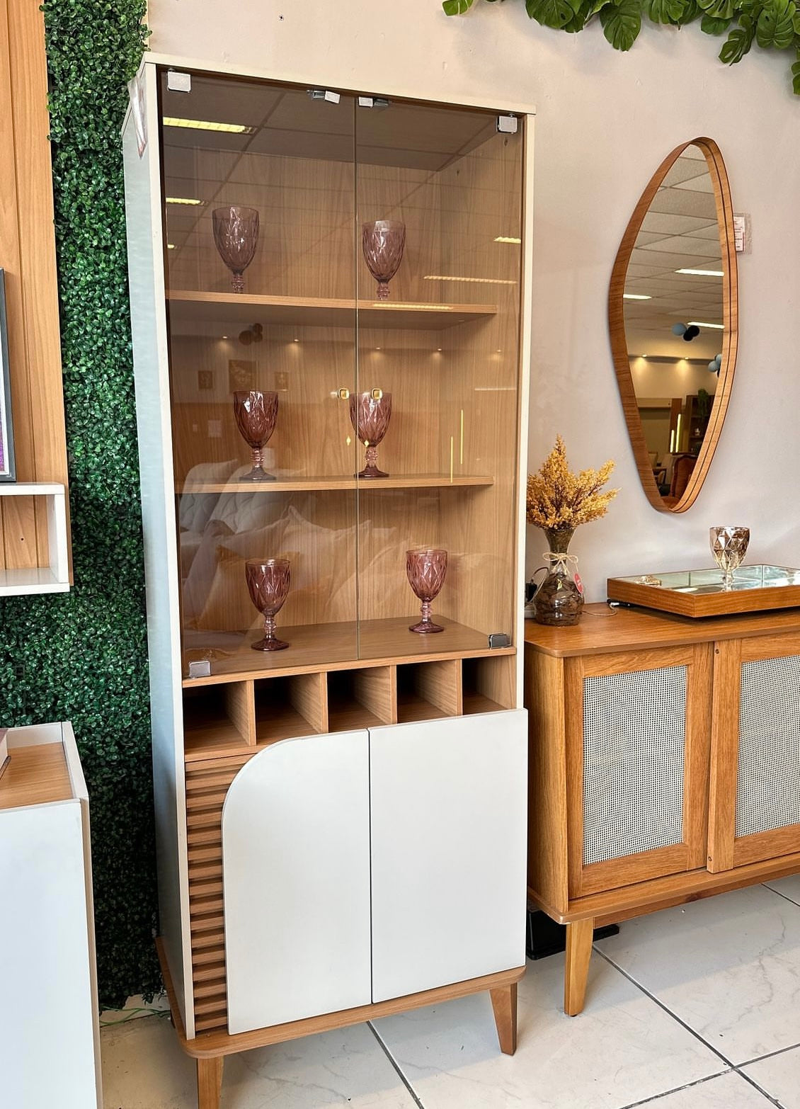 Cristaleira Jurerê Off White Matte/Freijó