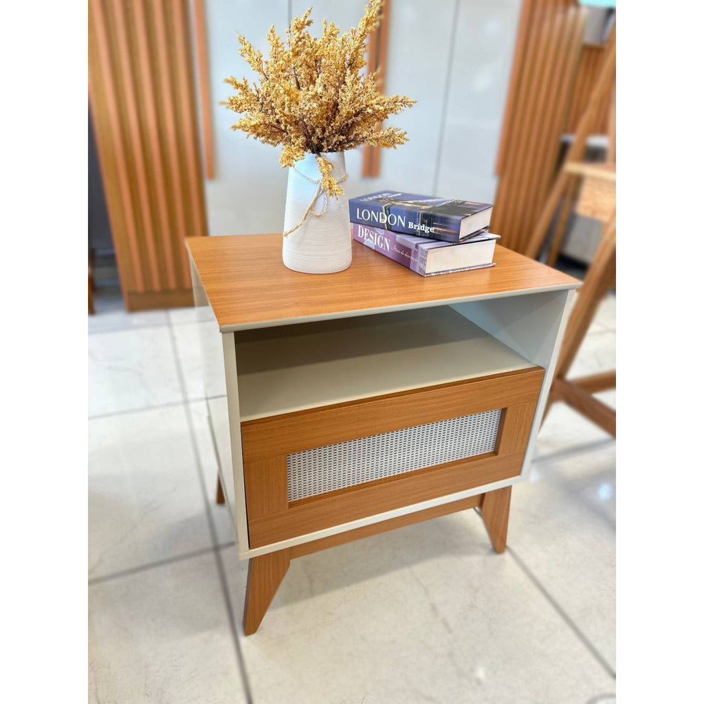 Mesa de Cabeceira City c/ 1 Gaveta - Off White/Cedro - Móveis furniture