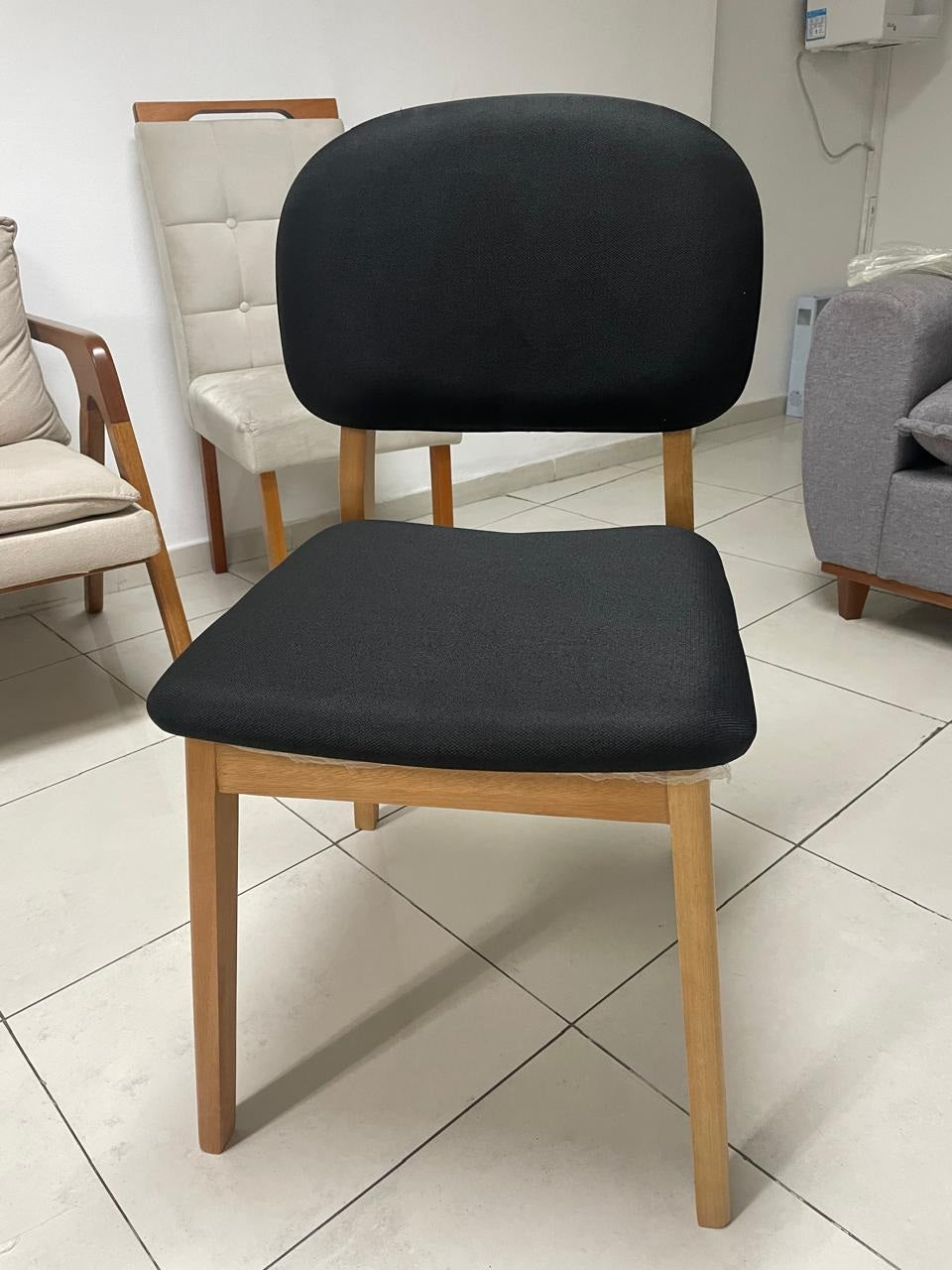 Kit 2 Cadeiras Gaya Mel/Linho Preto 09 – J SILVA MÓVEIS