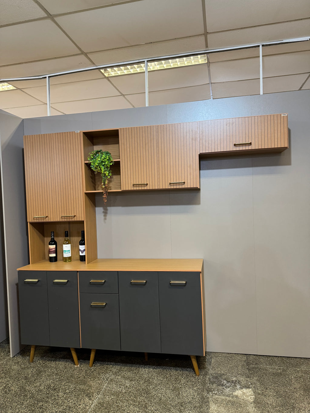 Armário Cozinha Olinda Ripado 3D 4 Peças Paneleiro + Aéreo 1.20m + Balcão e Aéreo de Geladeira Freijó/Grafite Poliman