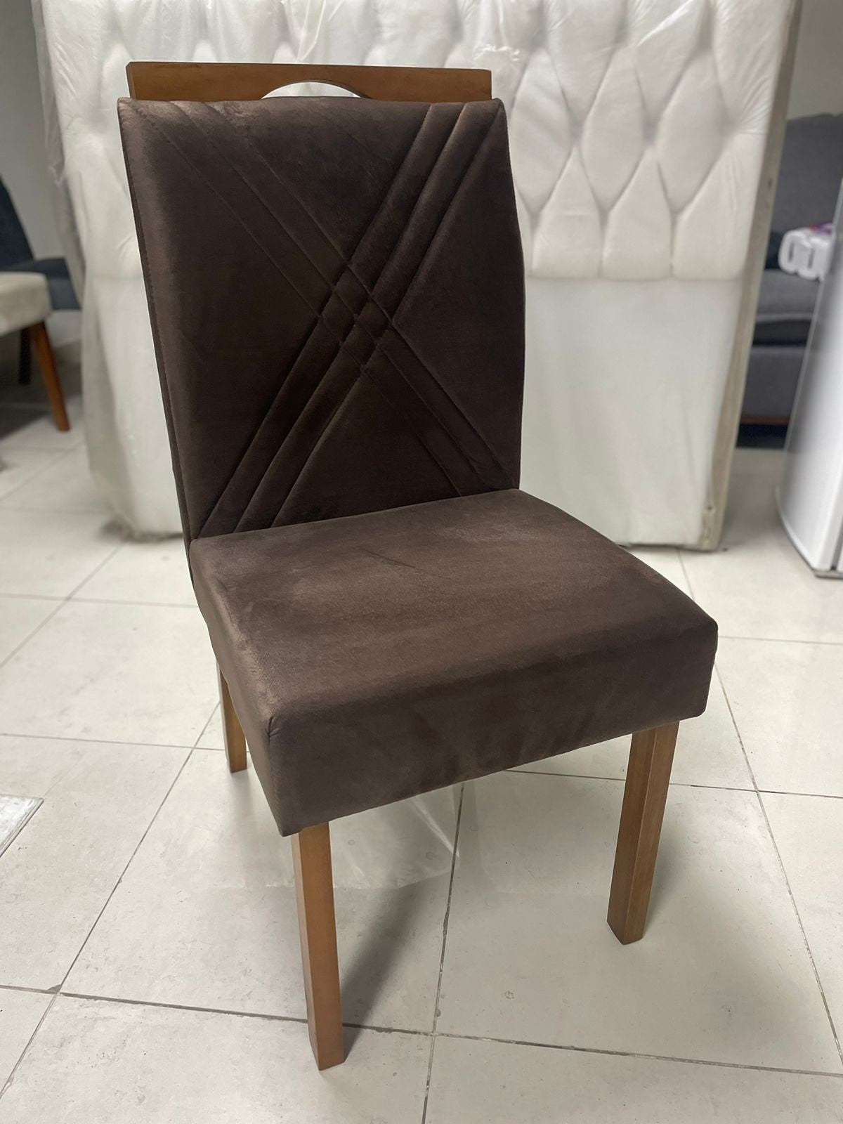 Kit 2 Cadeiras Fenix Mel/Veludo Marrom – WM DECOR