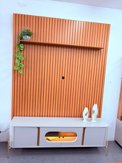 Painel até 75″ Arbo 1.9 Cedro + Rack Juquehy Off White/Naturale – EDN MÓVEIS + BECHARA