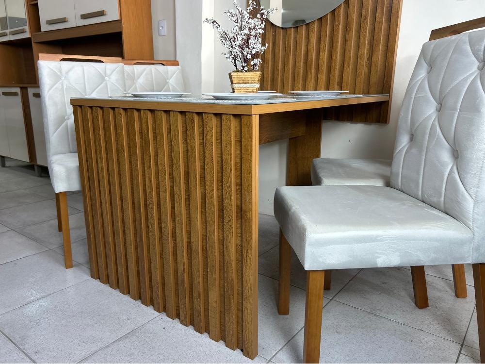 Mesa de Jantar + Painel Ripado Cancun 120×90 Com Vidro c/ 4 Cadeiras Lisboa