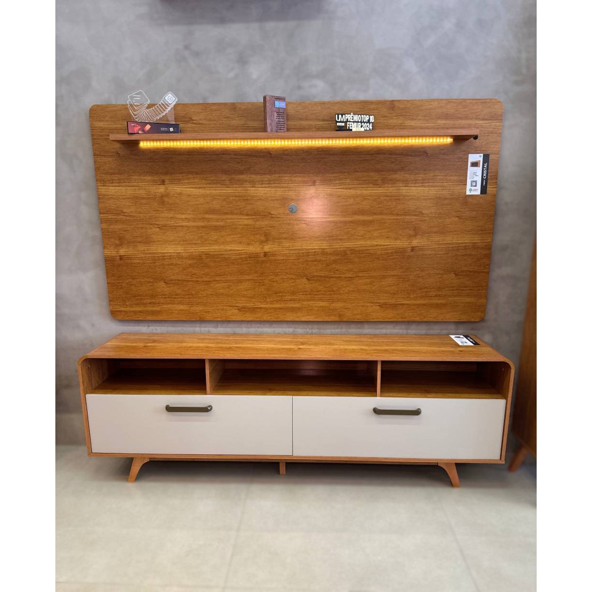 Painel até 70″ Cristal Cinamono + Rack Cristal Cinamono/Off White – JCM MOVELARIA