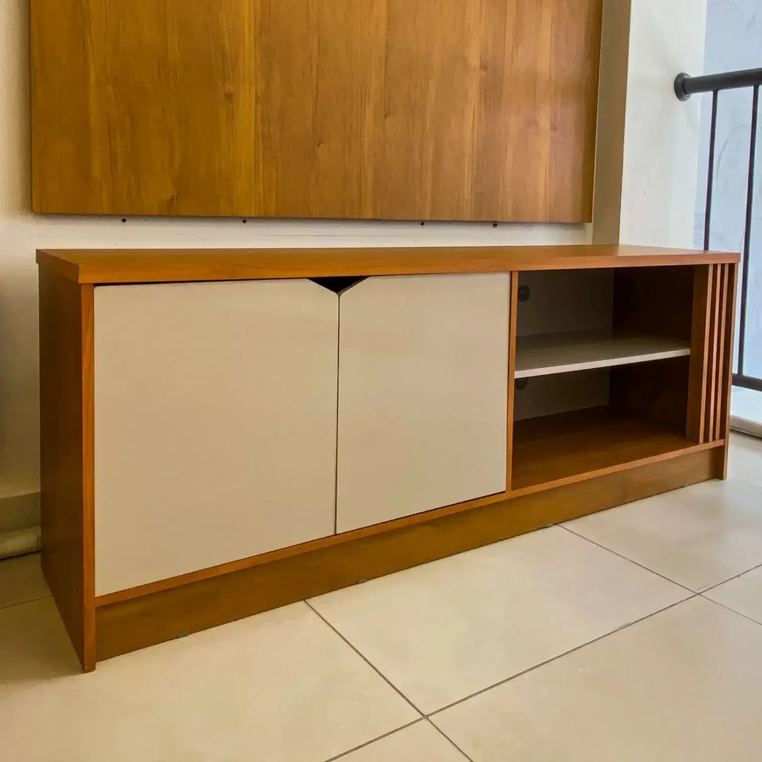 Rack Volpi para TV até 55 Polegadas 2 Portas Permobili