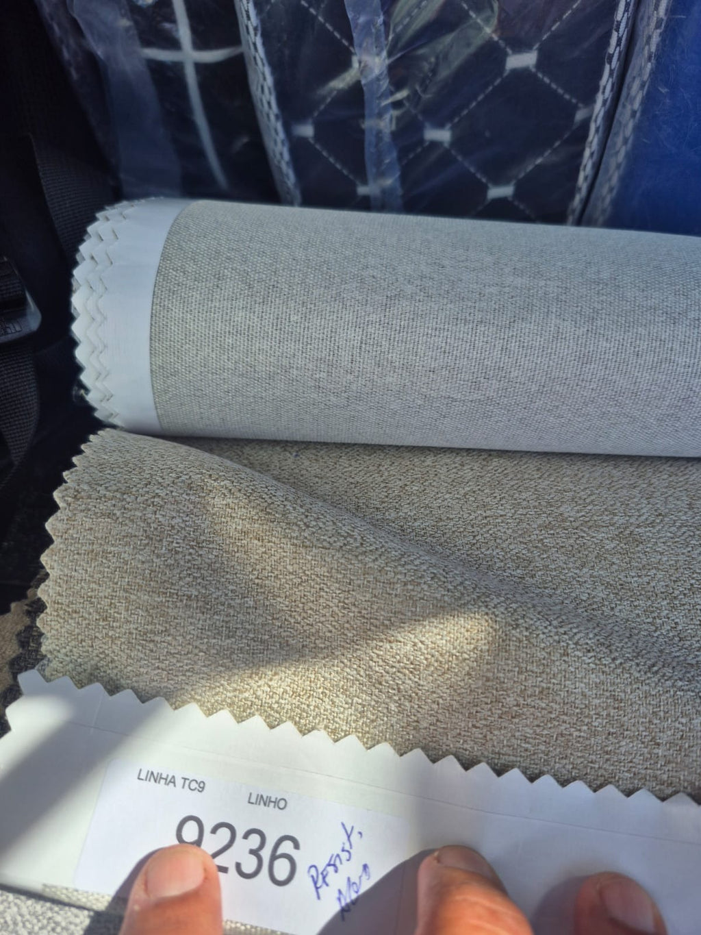 Sofá Living Chelles 3375 2,40 m Linho Bege 9236 – GRALHA AZUL