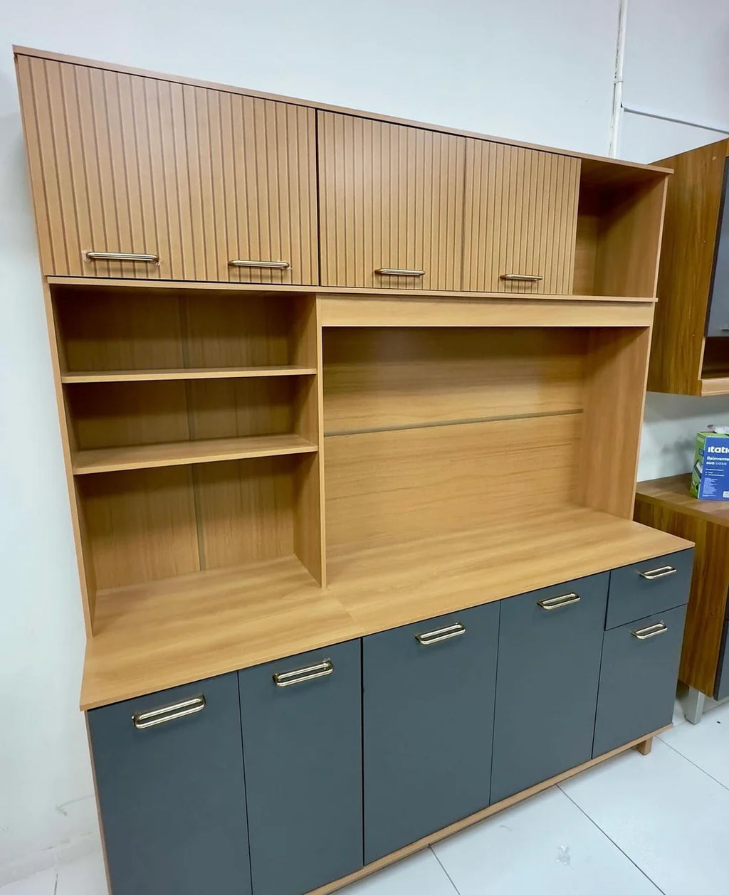 Kit Cozinha Núria Ripado 3D 9 Portas 1 Gaveta Larg. 1.80m Freijó/Grafite Poliman