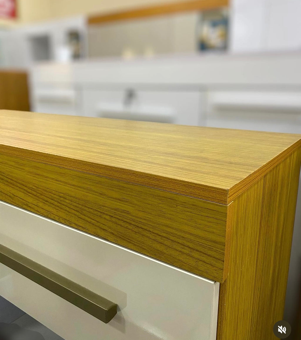 Cômoda Nalu 8 Gavetas cinamomo off