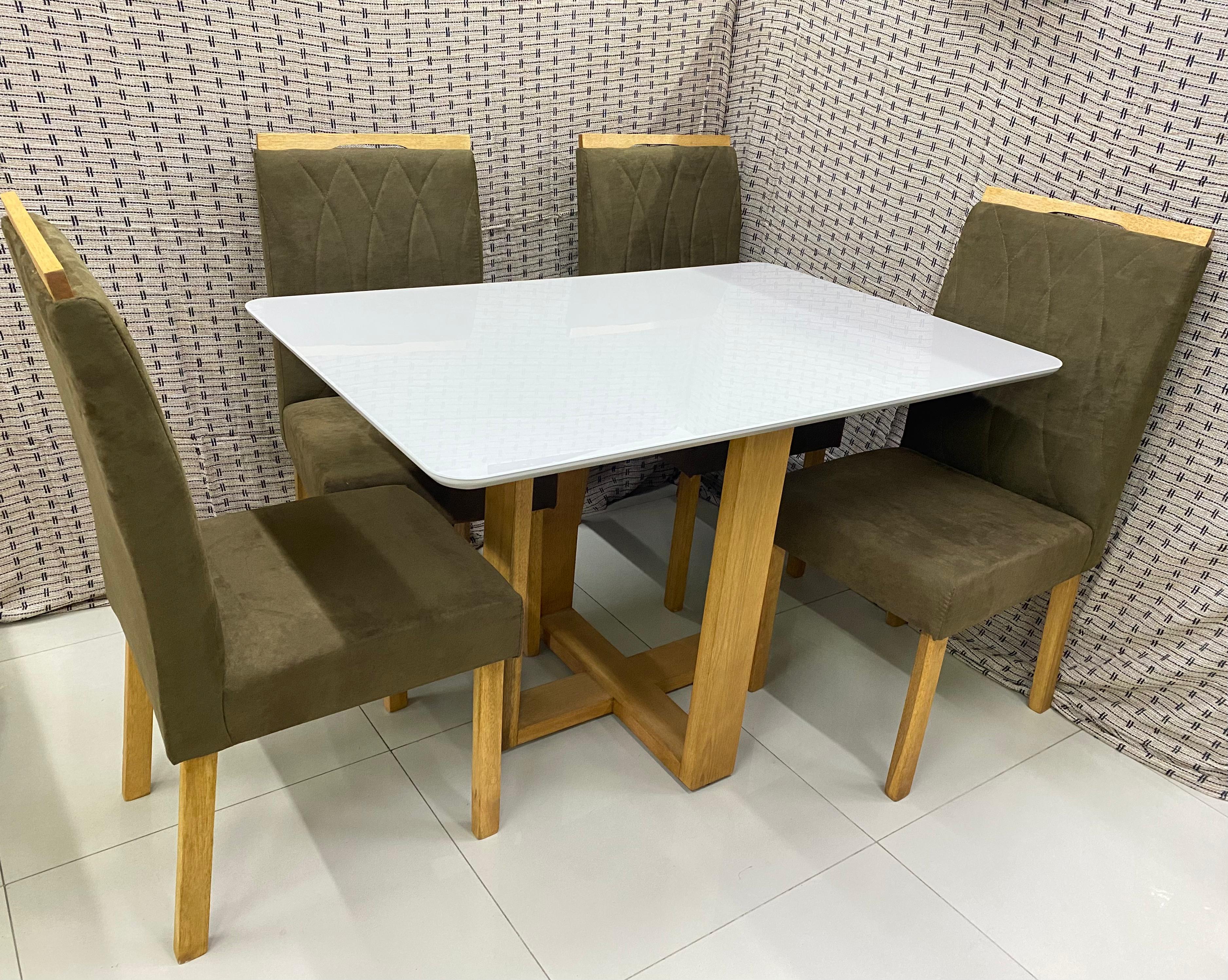 Mesa Pietro.Evelin 90x90 Tampo Malaga MDF.Vdr e Base Evelin Imbuia Mel.Off White Carvalho Decor - Móveis furniture