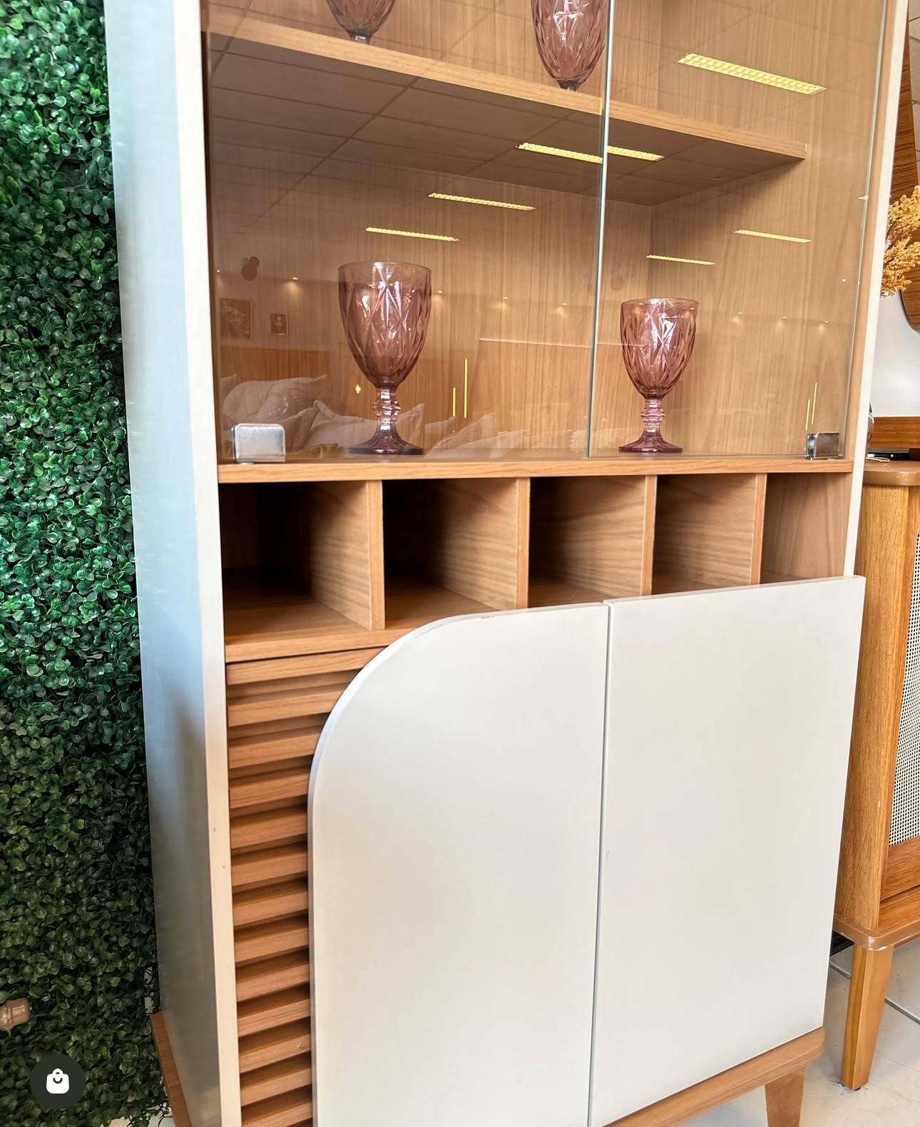 Cristaleira Jurerê Off White Matte/Freijó