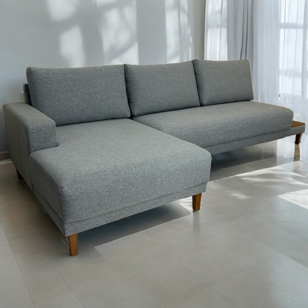 Sofá com Chaise Ref.825 2,90 m Chenile Linho Cinza Firenze – RONDOMÓVEIS