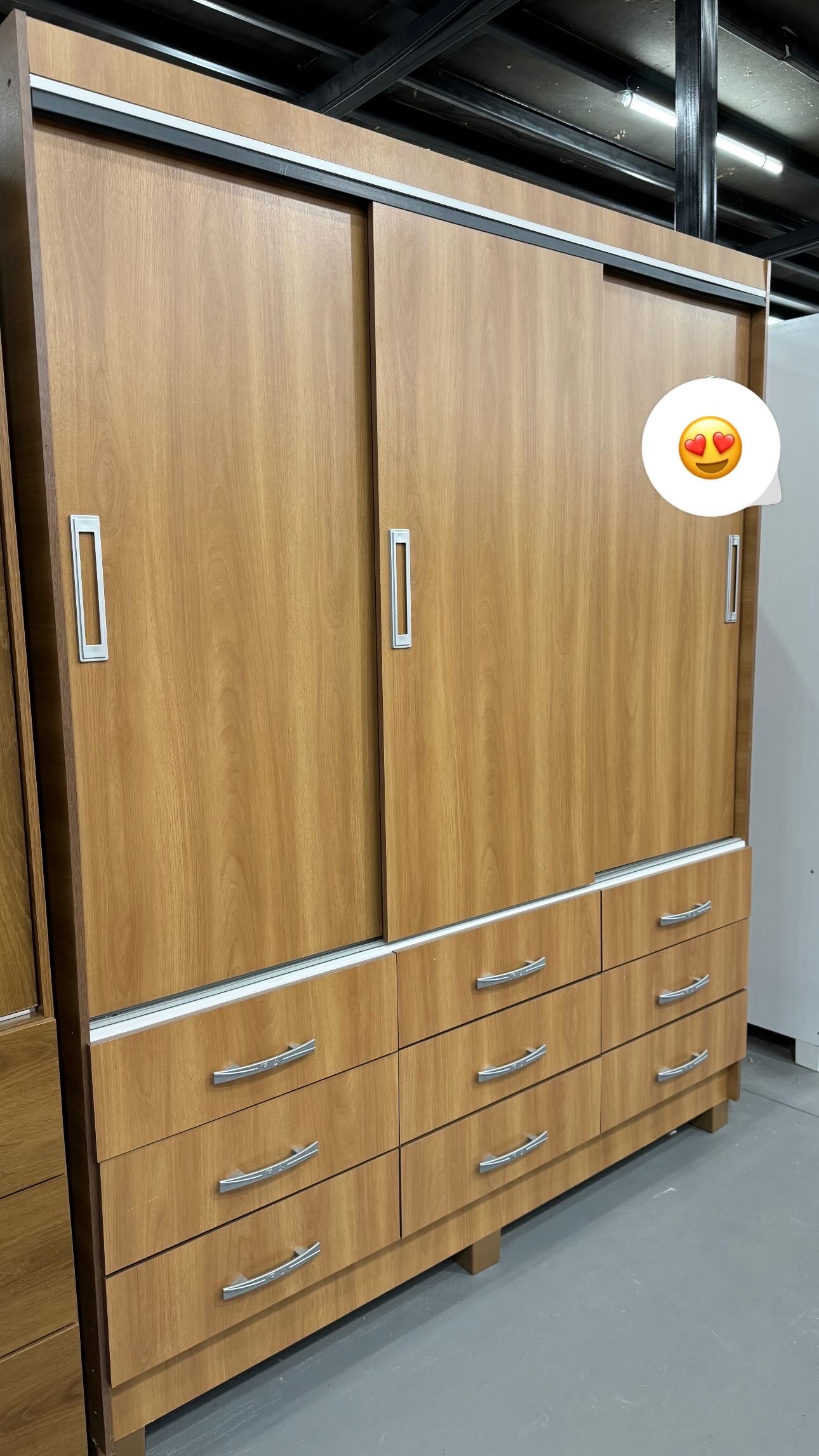 Guarda Roupa Isabela Casal 3 Portas 9 Gavetas Evidencia - Móveis furniture