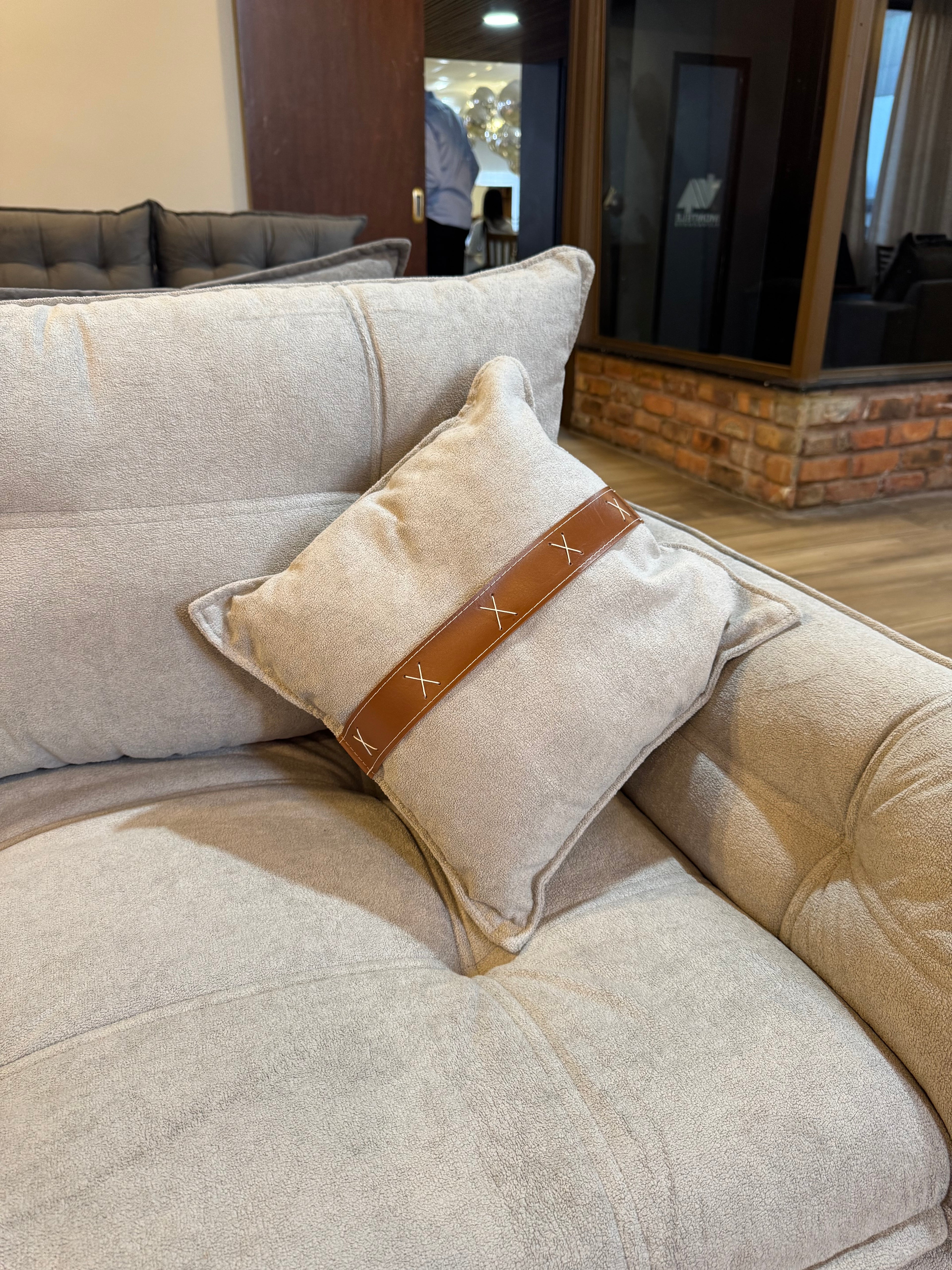 Sofá 3 lugares Creta 2.00m – Cinza Linho