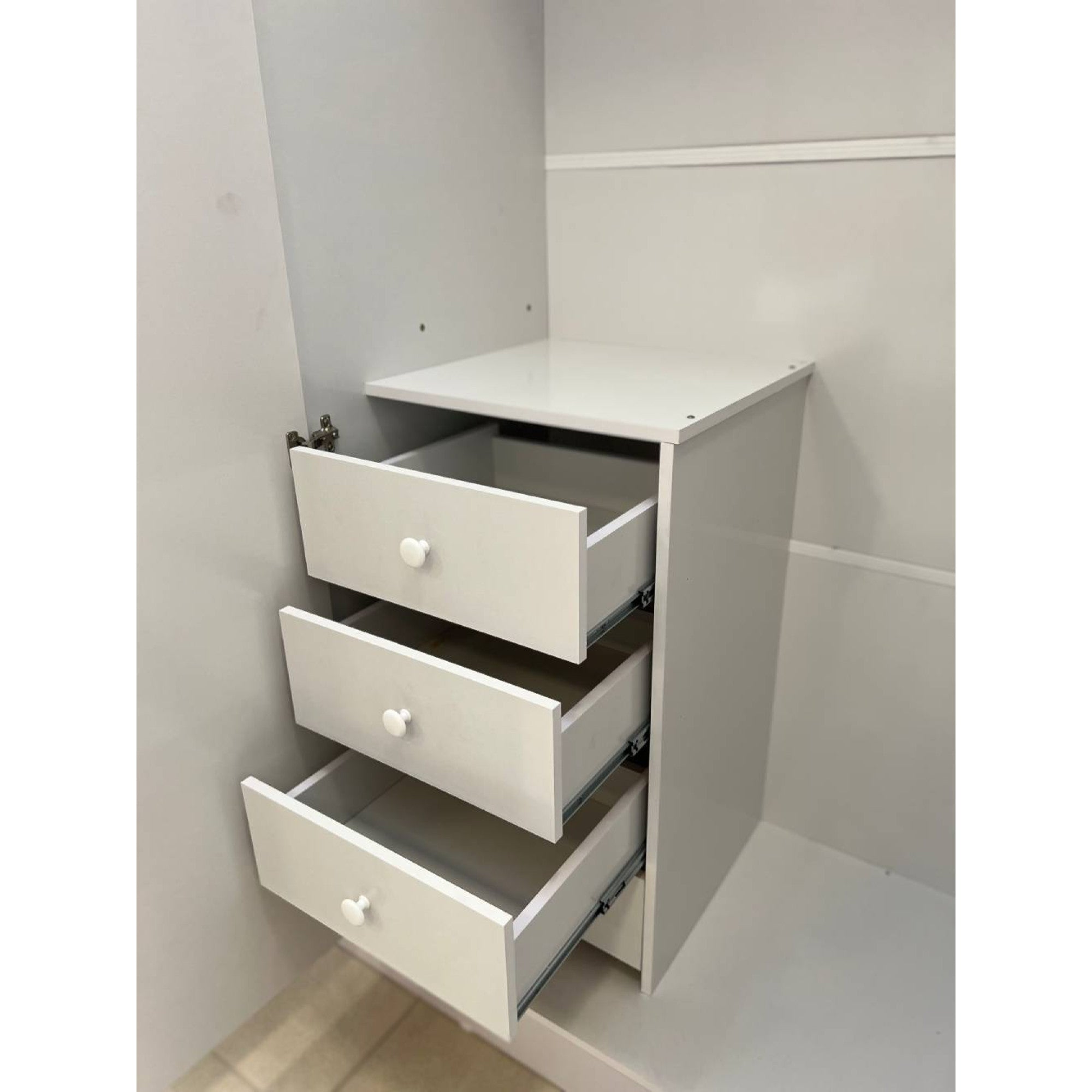 Guarda Roupa Sevilla 4 Portas c/ 4 Gavetas Tcil Móveis - Neve - Móveis furniture