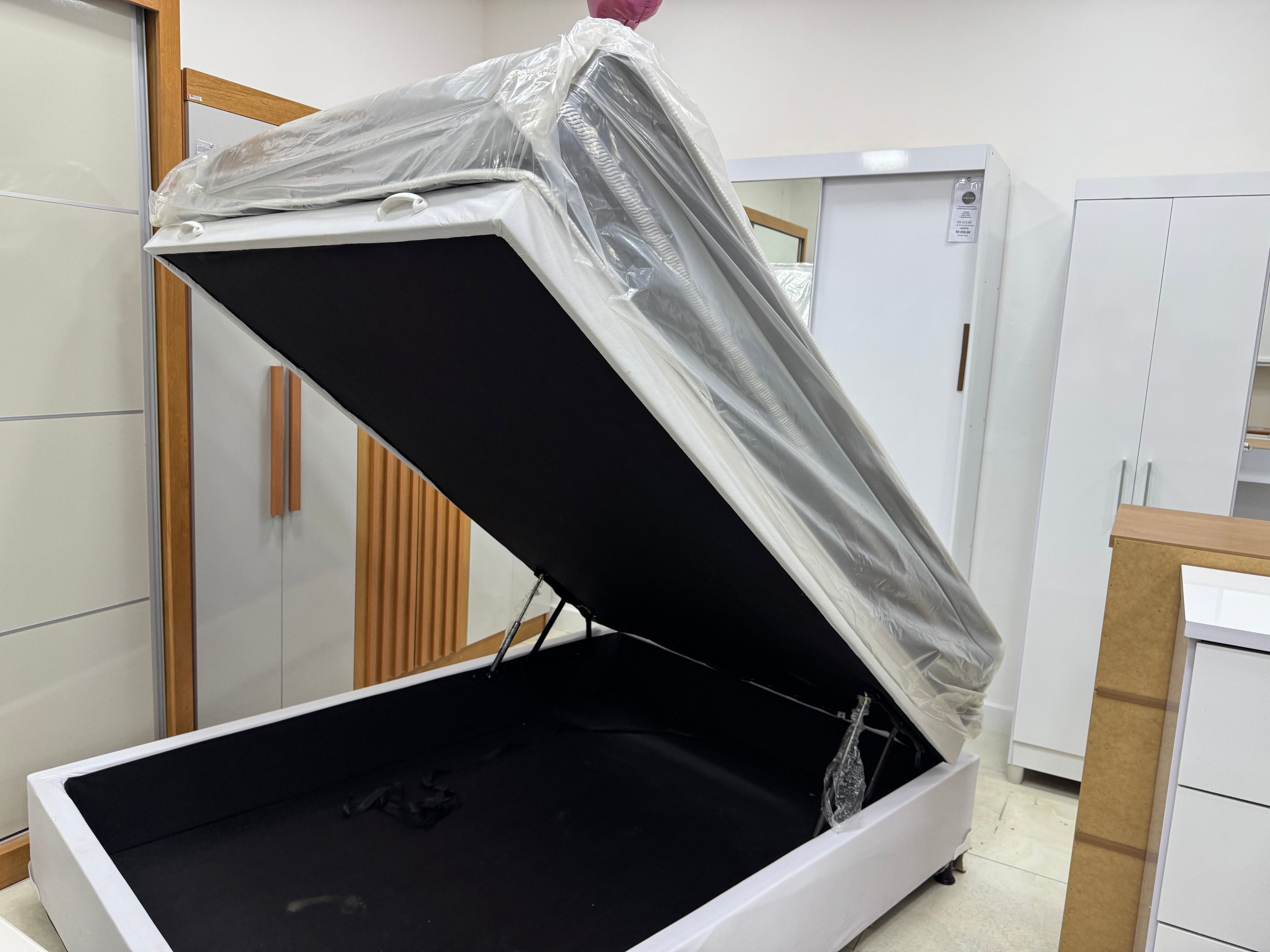 CAMA CASAL BAÚ CLÁSSICA