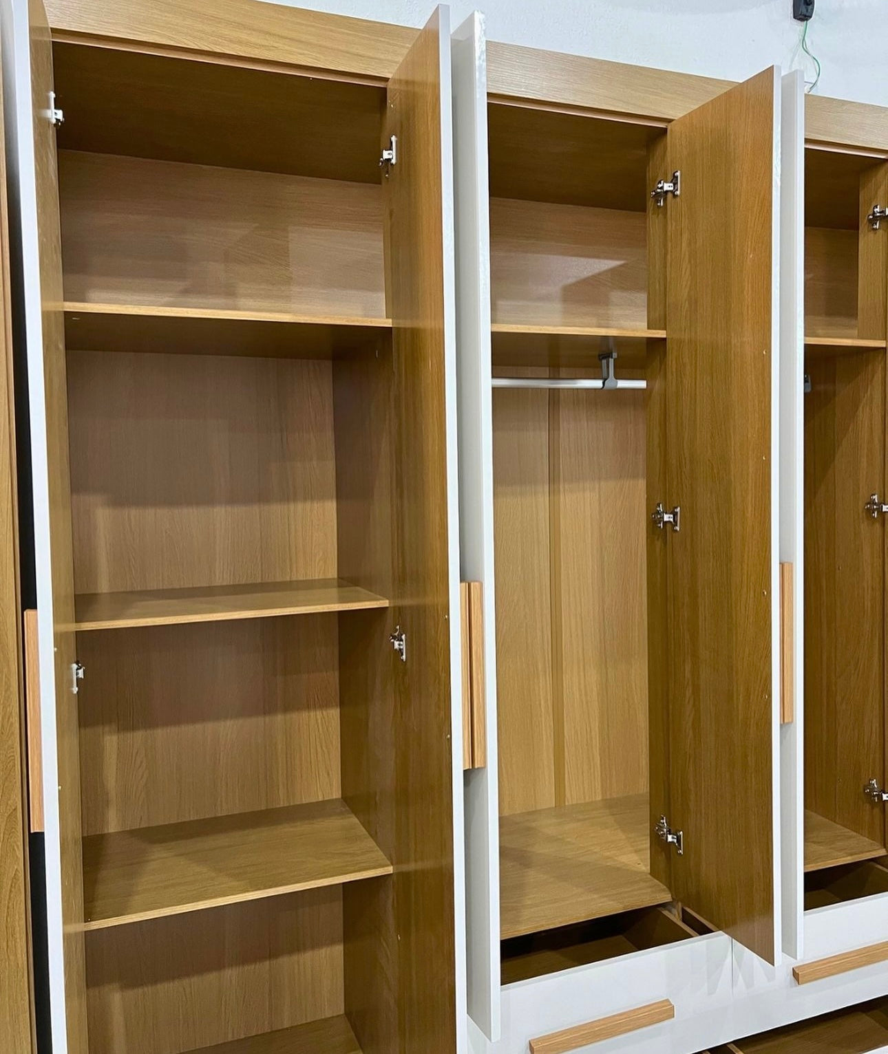 Roupeiro Flórida - Móveis furniture