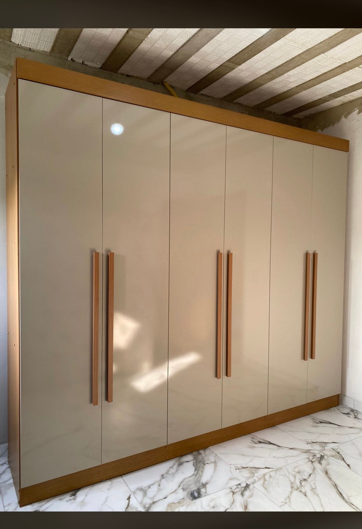 Guarda-Roupa Gênova 2,70 m Nature/Off White - Móveis furniture