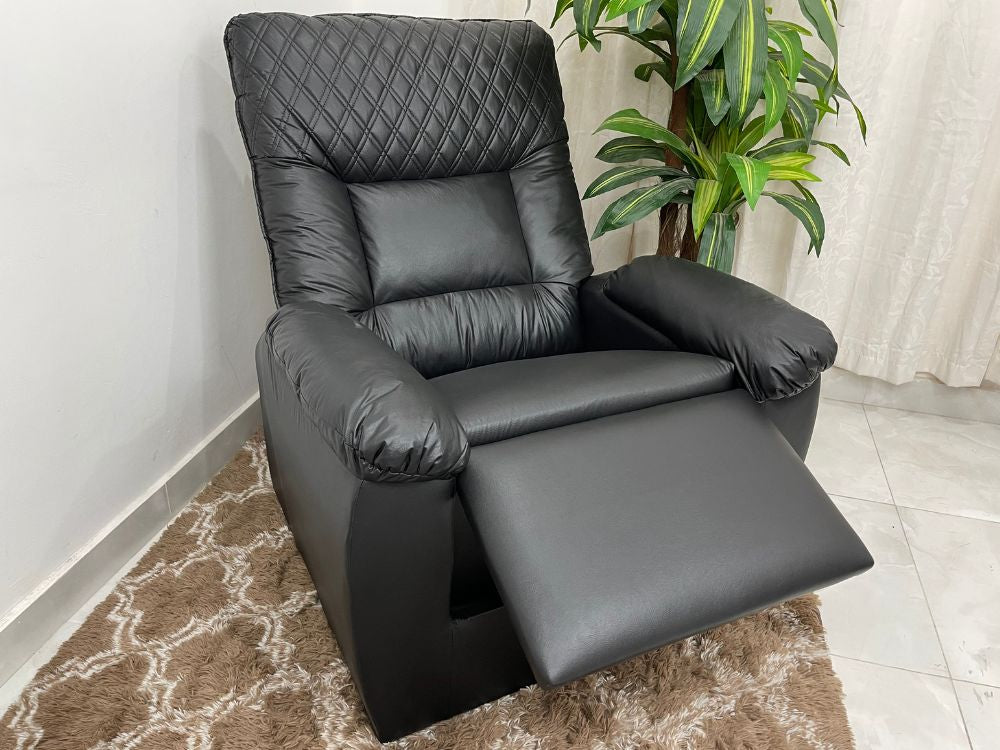 Poltrona do Papai Ref.: 669 Reclinável – Preto Courino - Móveis furniture