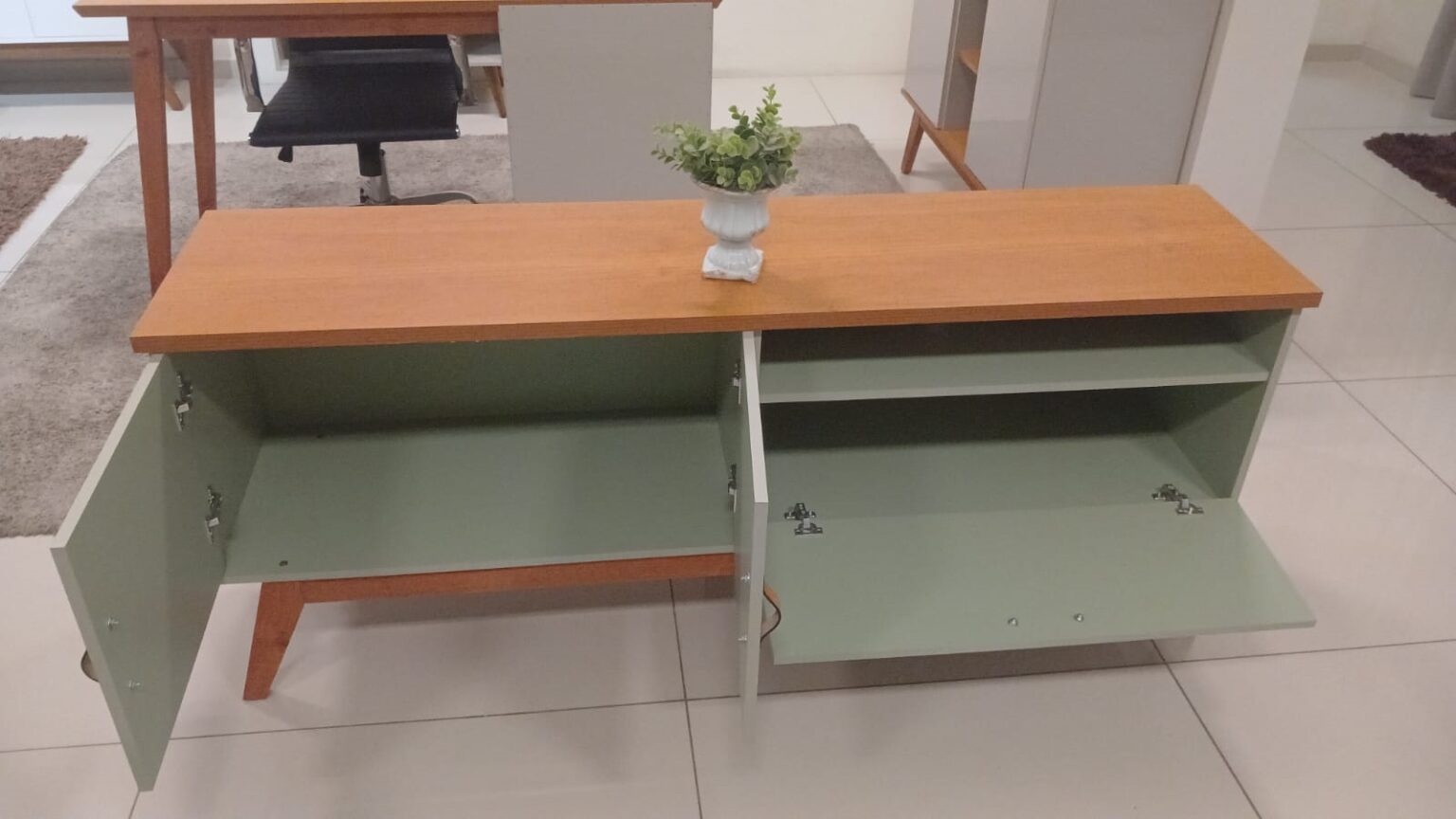 Rack Sirius 1.6 Alecrim/Cinamono – PATRIMAR - Móveis furniture