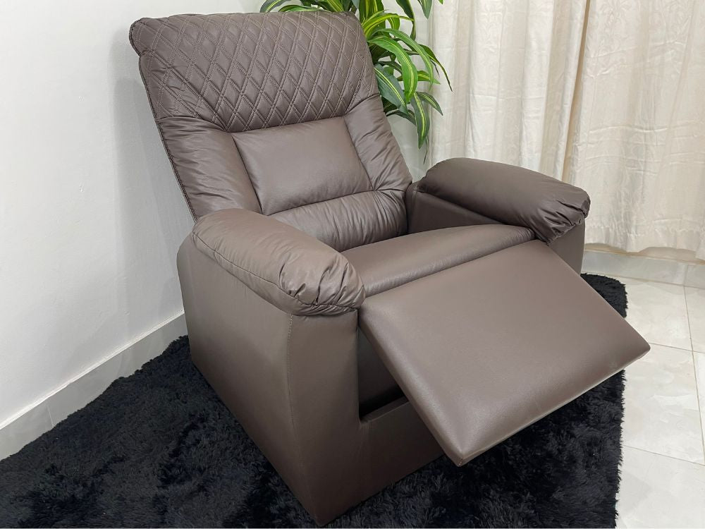 Poltrona do Papai Ref.: 669 Reclinável – Marrom Courino - Móveis furniture