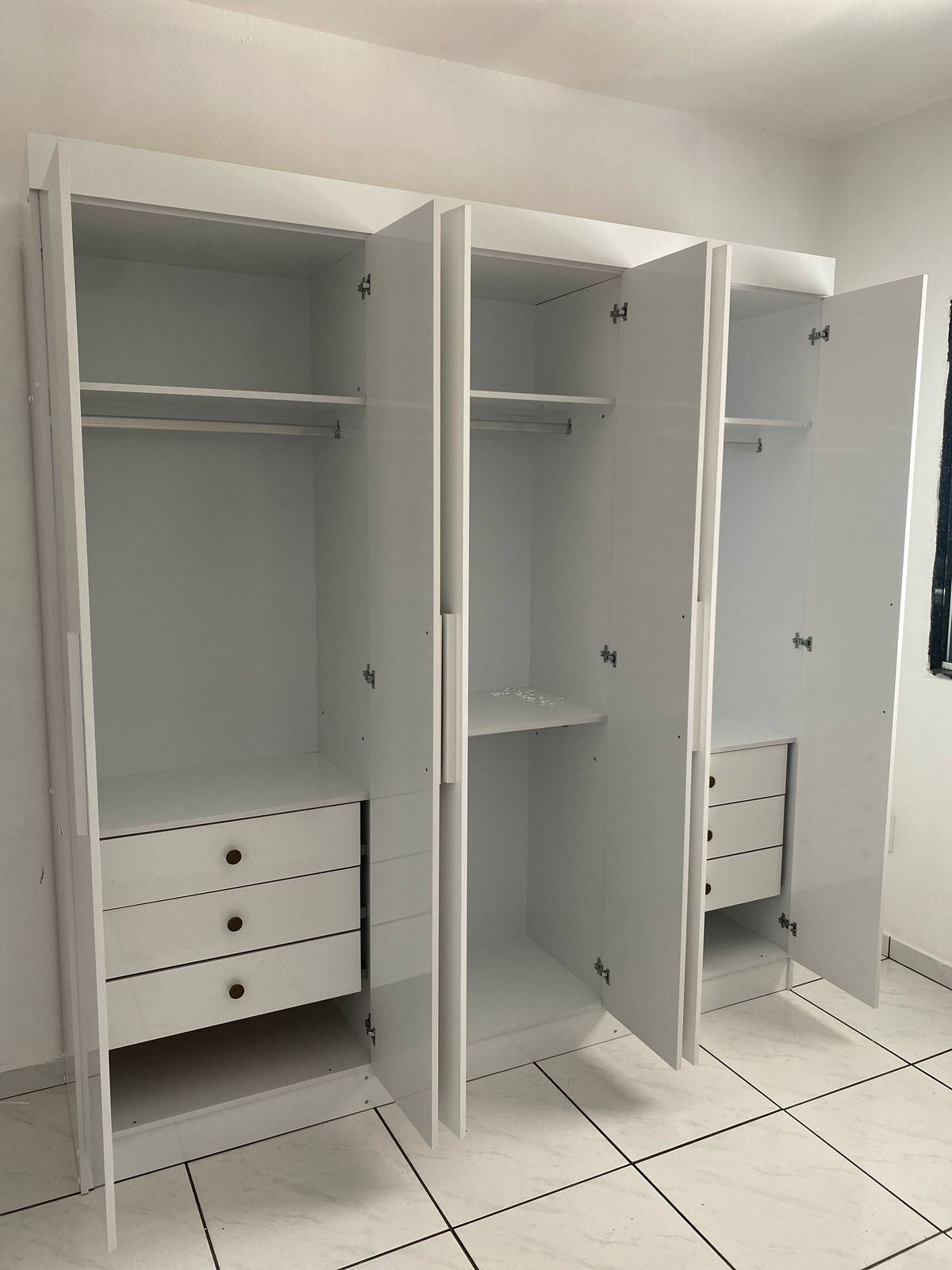 Guarda-Roupa 6 Portas Colibri 2,06 m Branco – D’DORO MÓVEIS