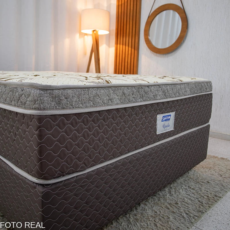 Box Casal Universal Marrom Bordado + Colchão Opala Casal 138x188x72 Molas Ensacadas - Gazin