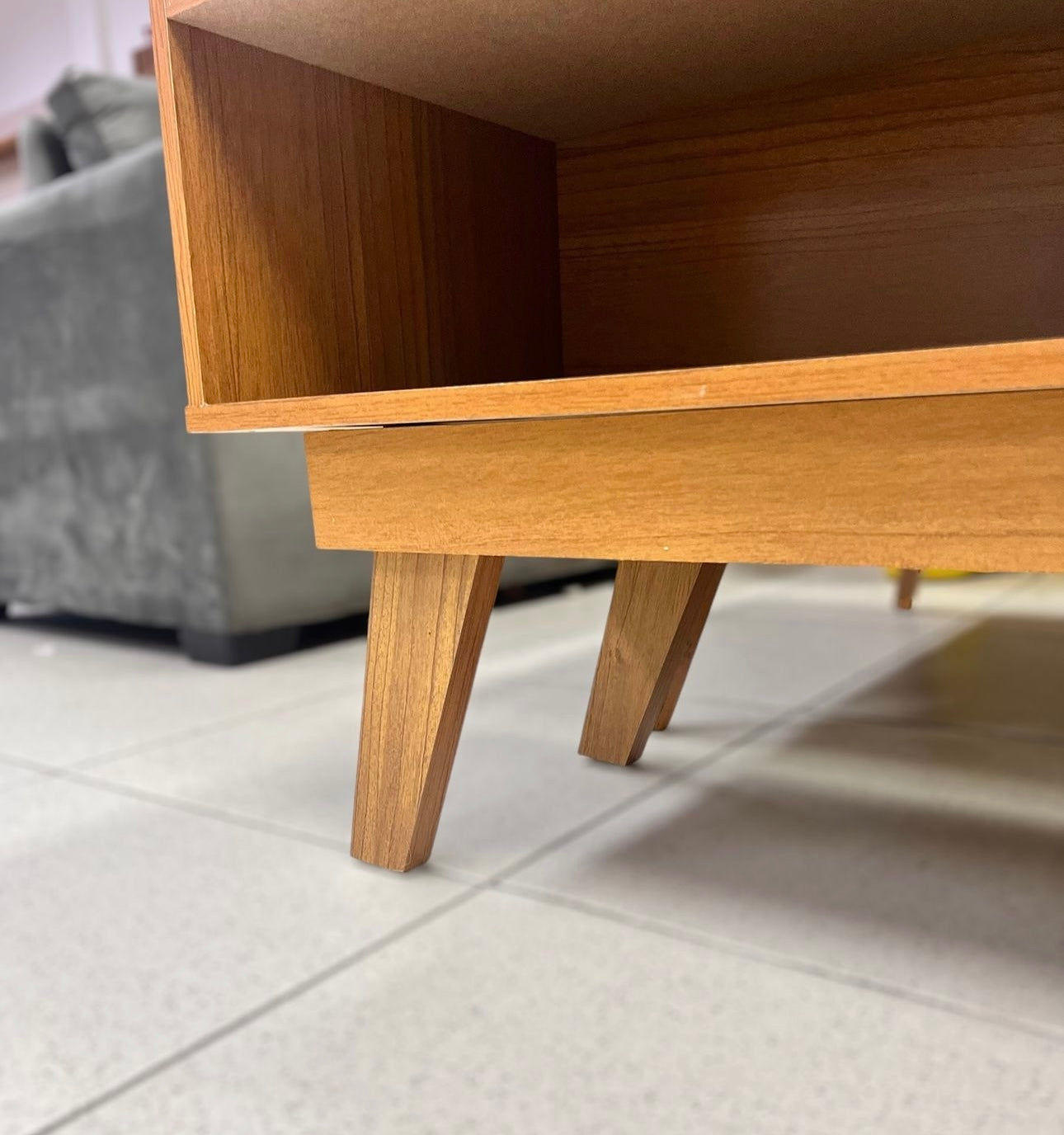 Rack Houston para TV até 50 Polegadas 1 Porta Valdemóveis Cinamomo Off White