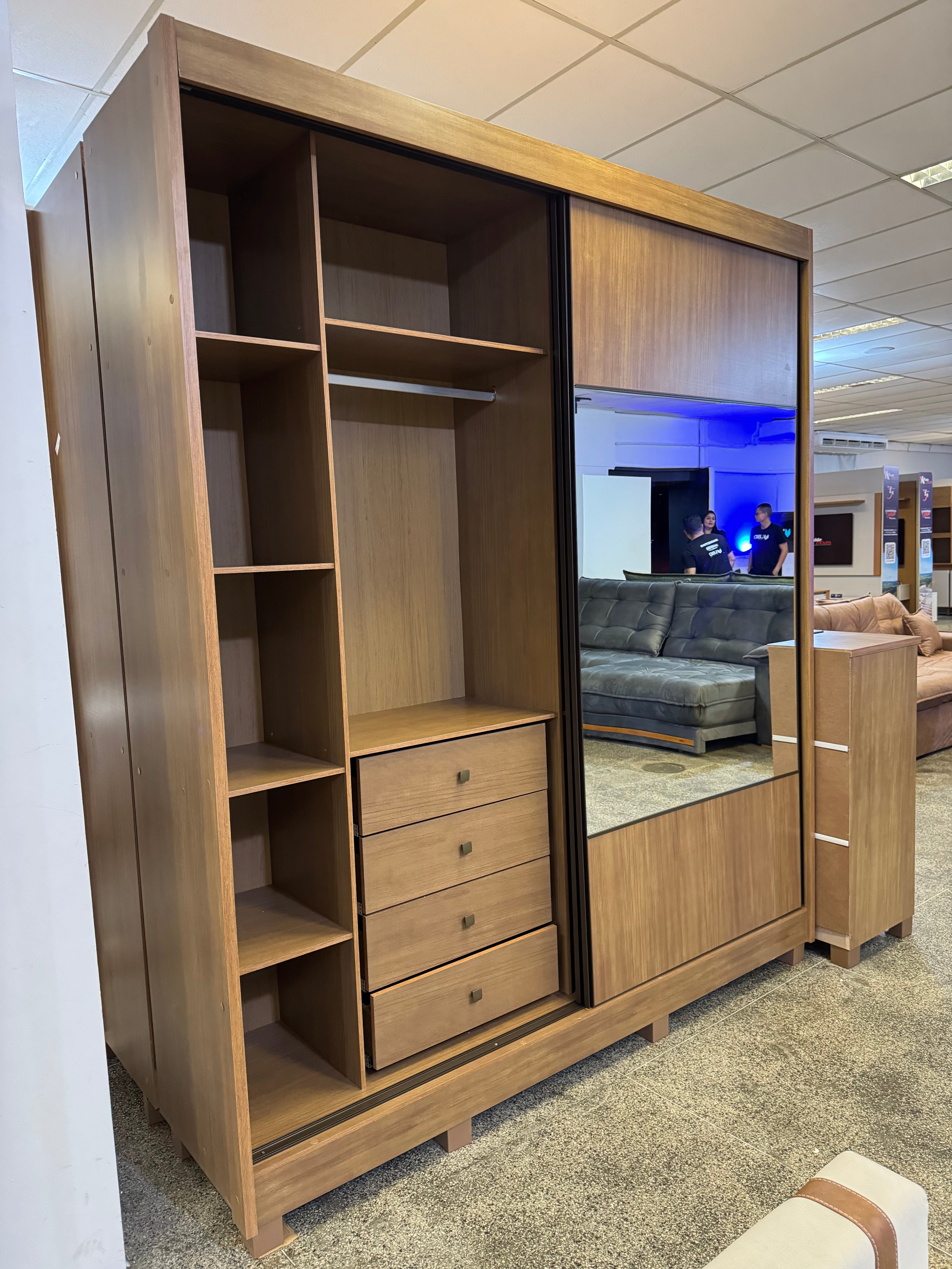 Guarda-Roupa 2 Portas Versatto 2,082 m Cumaru/Fendi/Cumaru – NOVO HORIZONTE