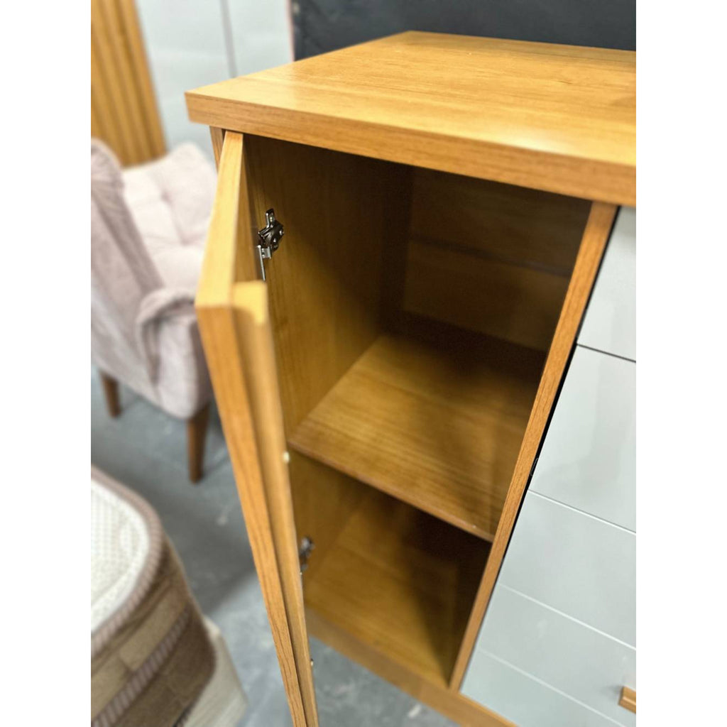 Cômoda Fortuna 2 Portas 5 Gavetas Tcil Móveis - Cinamomo/off White - Móveis furniture