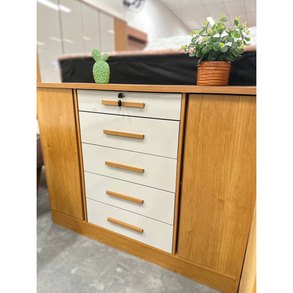 Cômoda Fortuna 2 Portas 5 Gavetas Tcil Móveis - Cinamomo/off White - Móveis furniture
