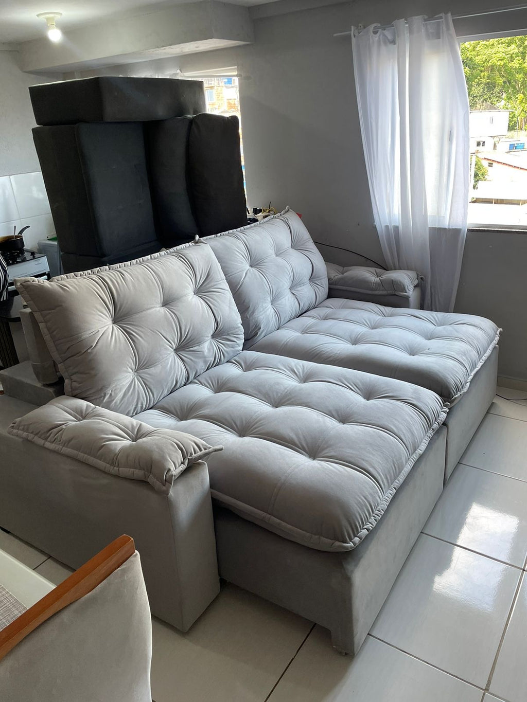 Sofá Retrátil e Reclinável Alaska 2,40 m Prata – MONTANO ESTOFADOS