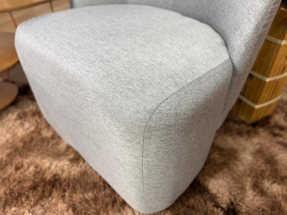 Poltrona Decorativa Doha – Cinza Linho