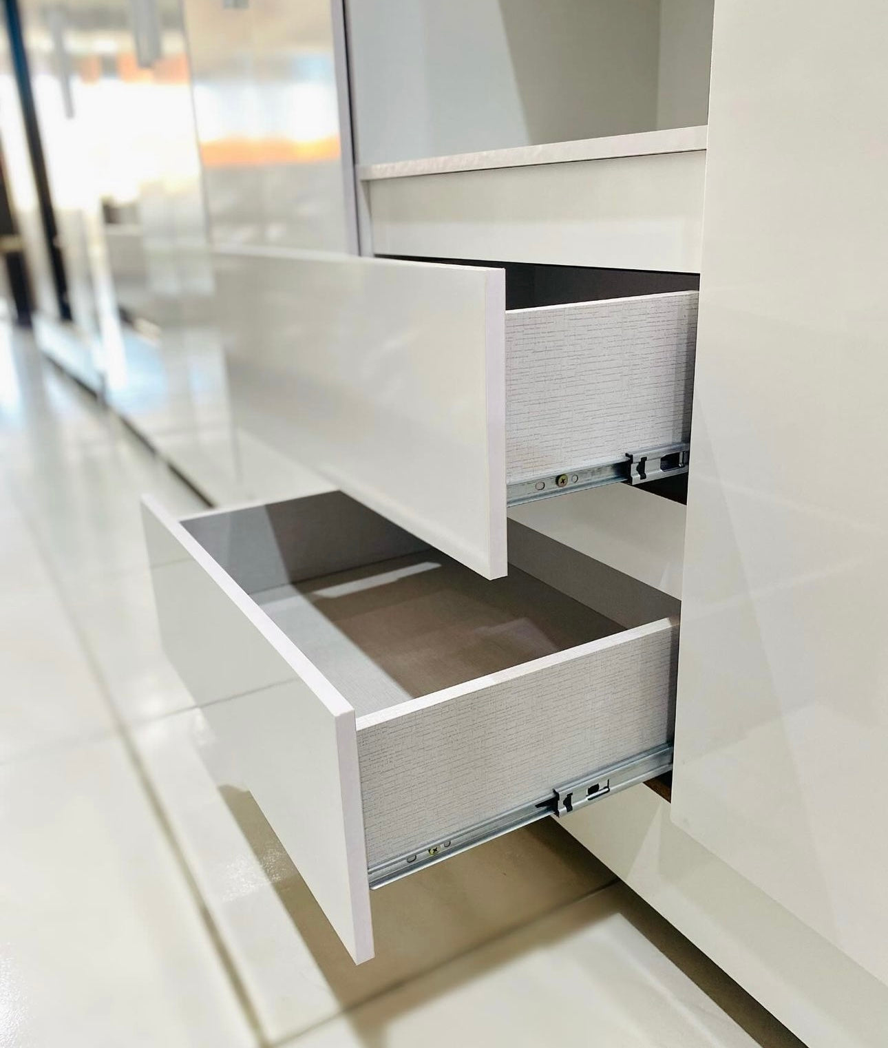 Guarda-Roupa Capelinha Isabely 1,491 m Branco – ACP MÓVEIS