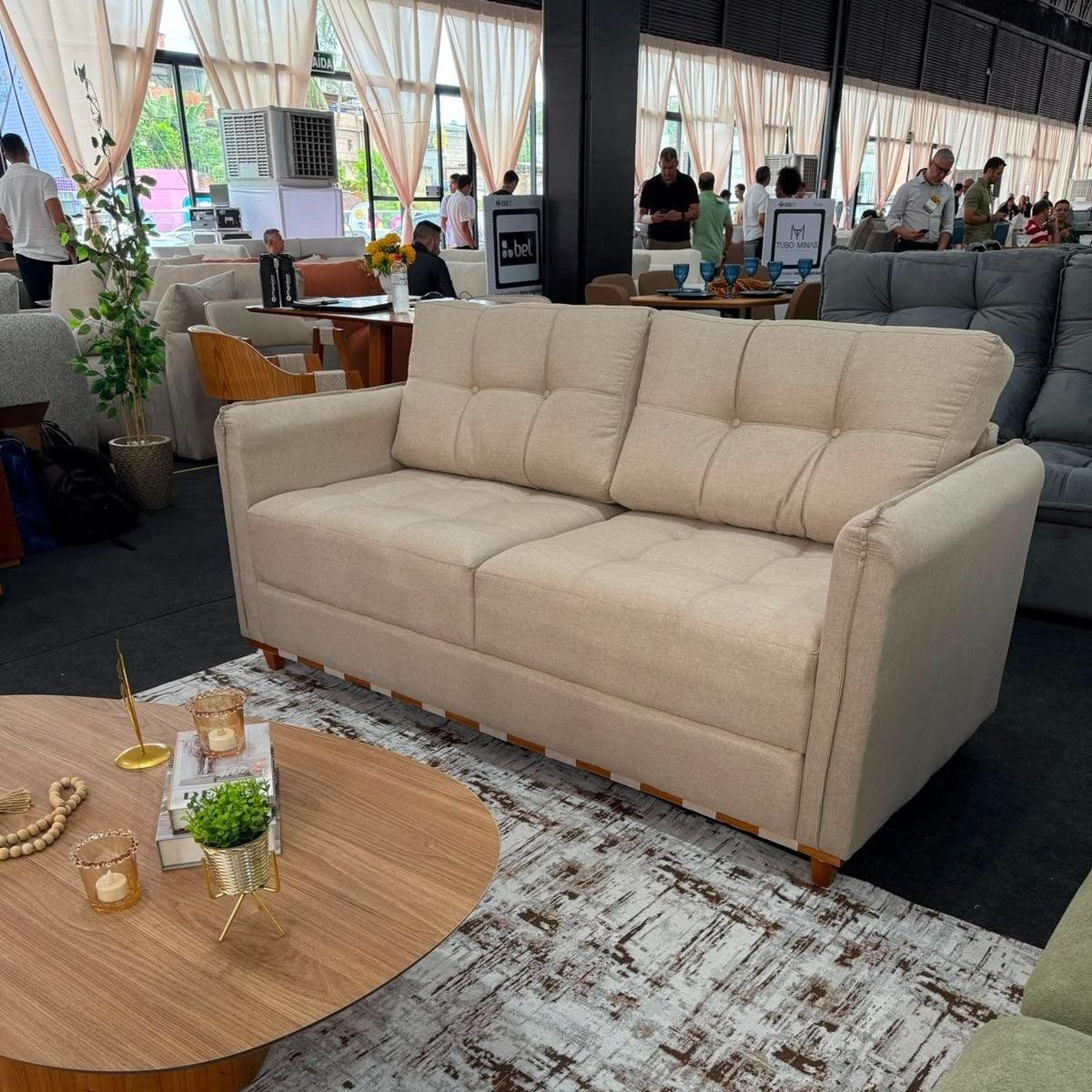 Sofá Living MJ141 1,80 m Linho Bege 02 – MAJESTOSO ESTOFADOS