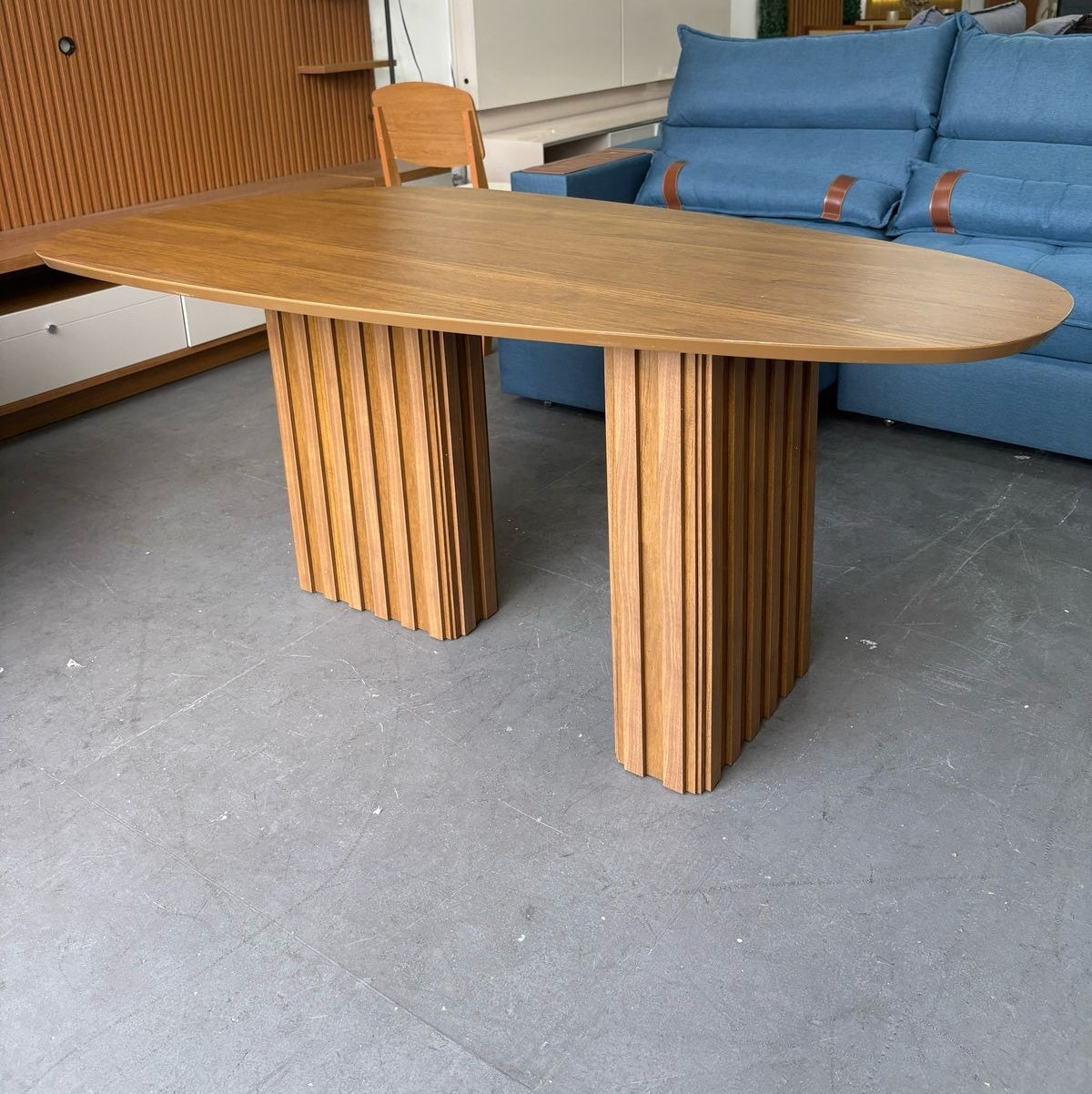 Mesa Isis 180 Freijó – LEIFER