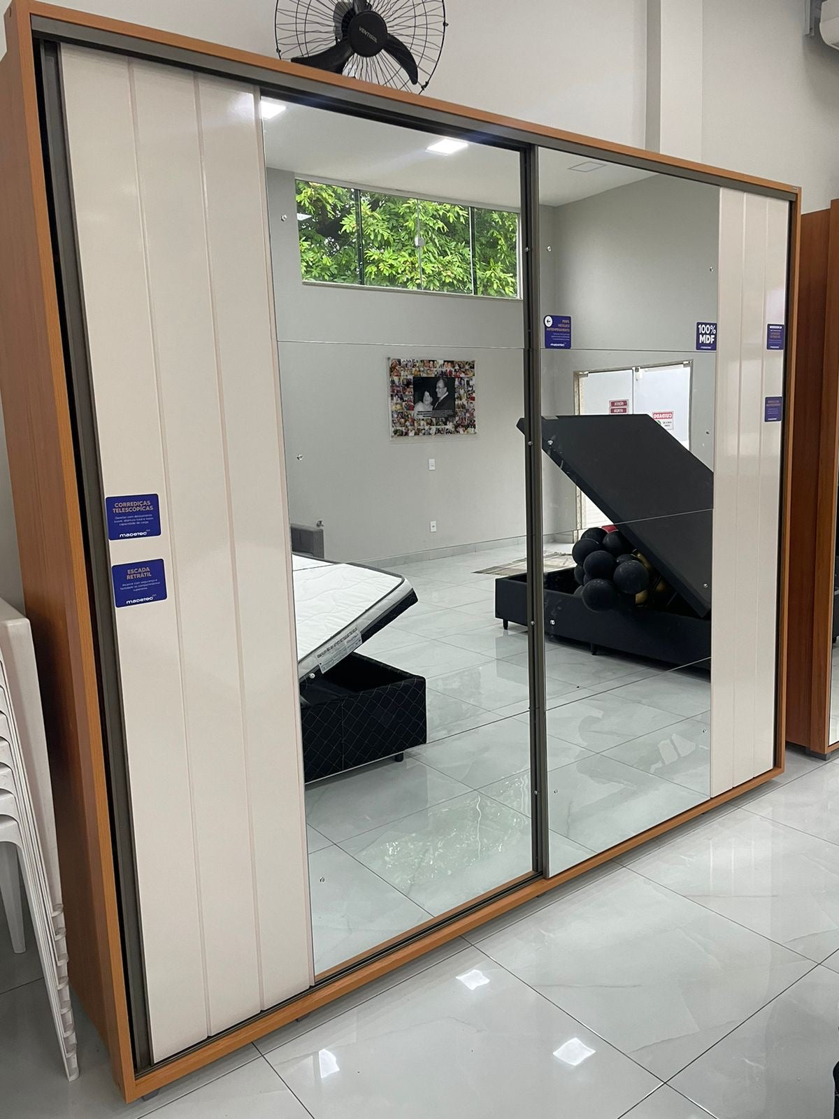 Roupeiro Dali 2P8G com 2 Espelhos Cinamomo.Off White Madetec