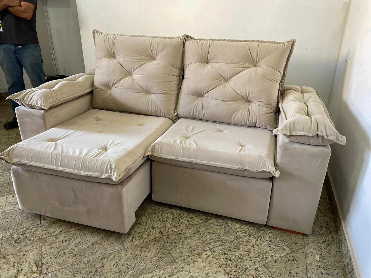 Sofá Retrátil e Reclinável Madri 2,00 m Bege – - Móveis furniture