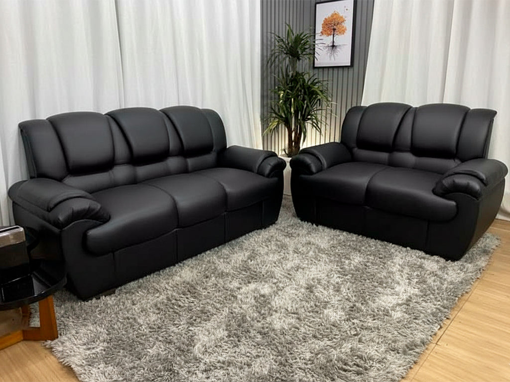 Sofá 2 e 3 Lugares Corino Preto Mônaco